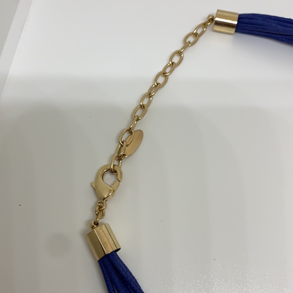 Navy Blue and Gold Seashell Necklace - Picture 4 of 4